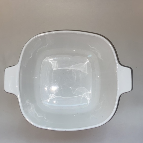 CorningWare 1966 Platinum Filigree Casserole Dish with Lid - Picture 3 of 6